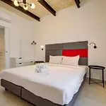 Casa San Domenico 4 3* La Valeta