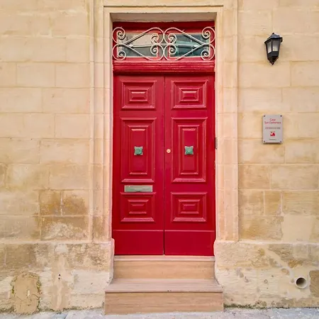Casa Domenico 4 בית הארחה